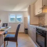 公寓 With Parking Space Grebastica, Sibenik - 11572 Baselovici
