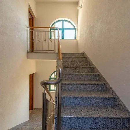 Apartamento With Parking Space Grebastica, Sibenik - 11572