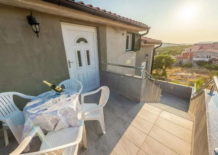 With Parking Space Grebastica, Sibenik - 11572 * Baselovici